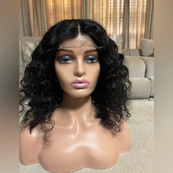 Wig - Picture 4 of 6